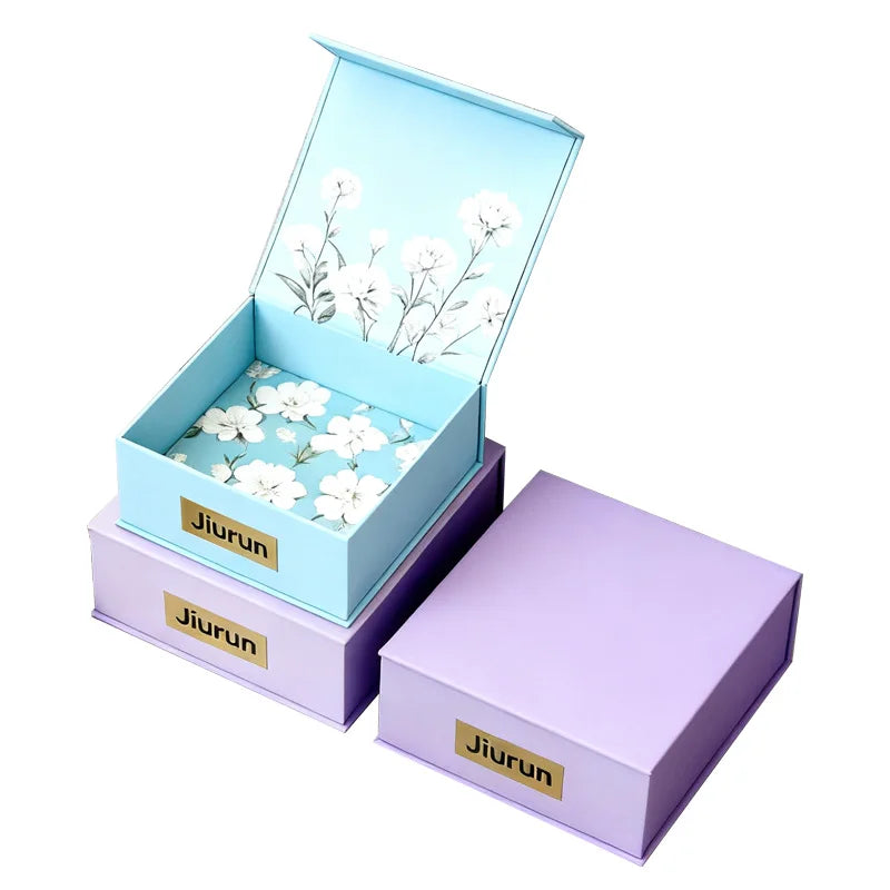 Custom Folding Magnetic Gift Box with Gold Stamping | 500 MOQ