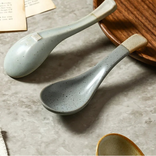 Custom Porcelain Spoons: 30mL, 3mm, BSCI/FDA | Japandi Tableware for Restaurants & Hotels