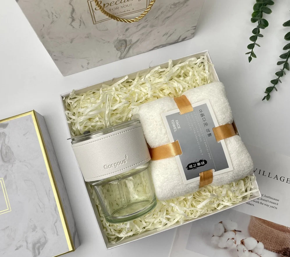 Custom Ceramic Gift Sets: 10 MOQ, 5-Day Lead | Mug, Bottle, Towel for Weddings & Corporate Gifts