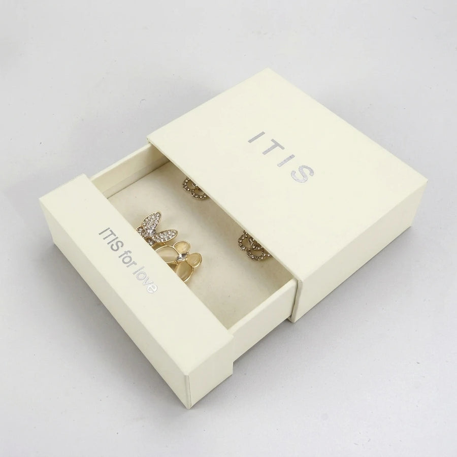 Custom Minimalist Cardboard Jewelry Box with Embossing | MOQ 500
