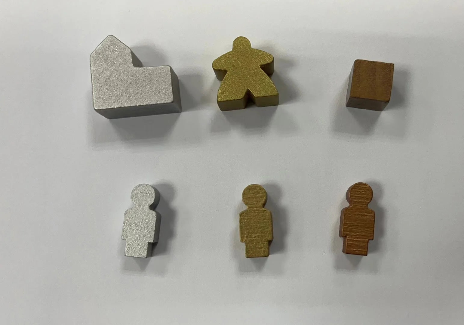 Custom Wooden Meeple Game Tokens | Natural Wood Pieces | Bulk Wholesale