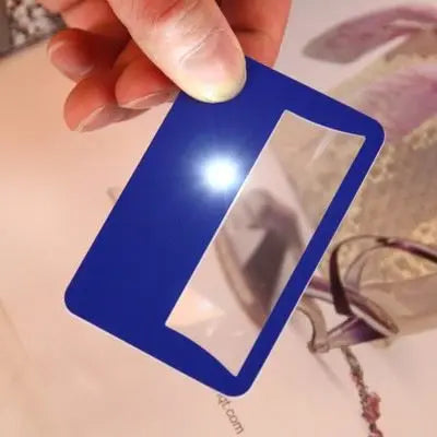 Custom Credit Card Magnifier 10pcs MOQ | LED Light, GS Certified, 85x55mm PVC for Promotional Gifts