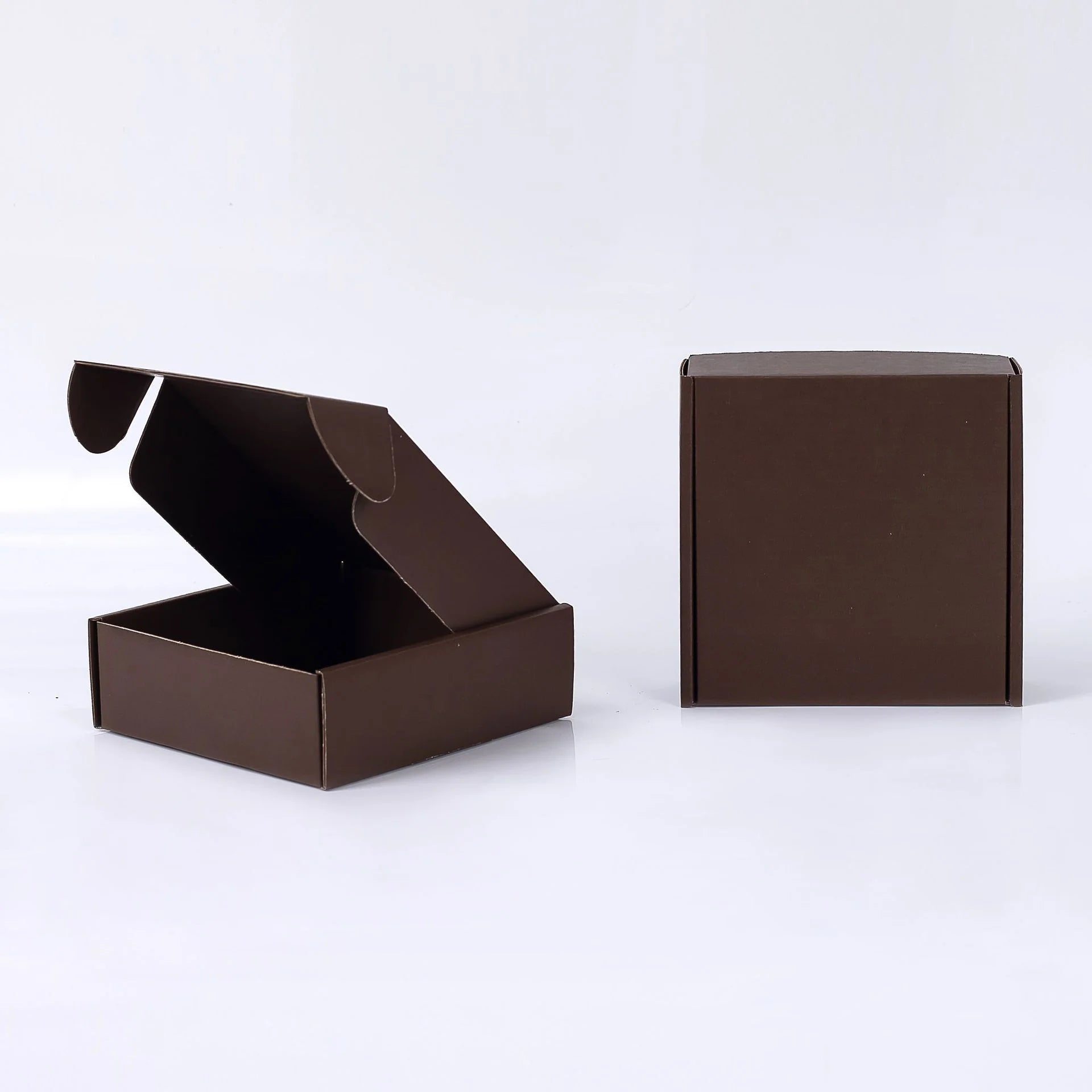 Custom Printing Eco-Friendly Reusable Black Packaging Corrugated Recyclable Shoes Clothes Storage Paper Cardboard Mailer Boxes