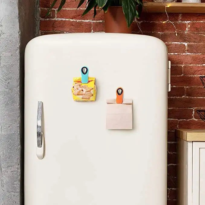 Custom Magnetic Clips with Logo | PP Plastic, 1,000 MOQ