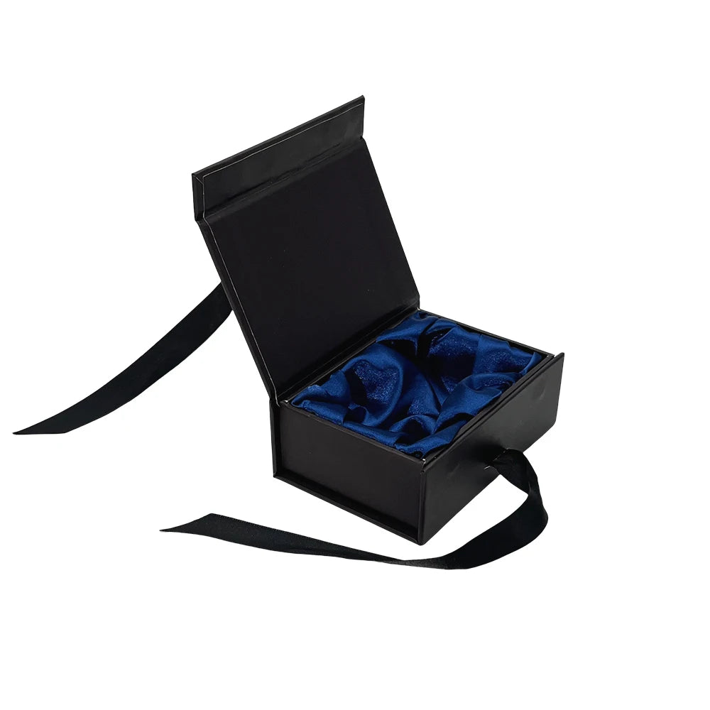 Custom Luxury Rigid Gift Box 200 MOQ | Magnetic Closure Cardboard Box with Hot Stamping for Clothing & Cosmetics