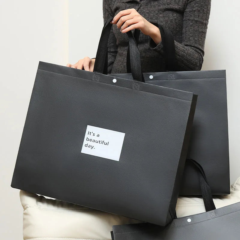Custom Non-Woven Tote Bags with Logo | 8-15KGS Capacity MOQ 500