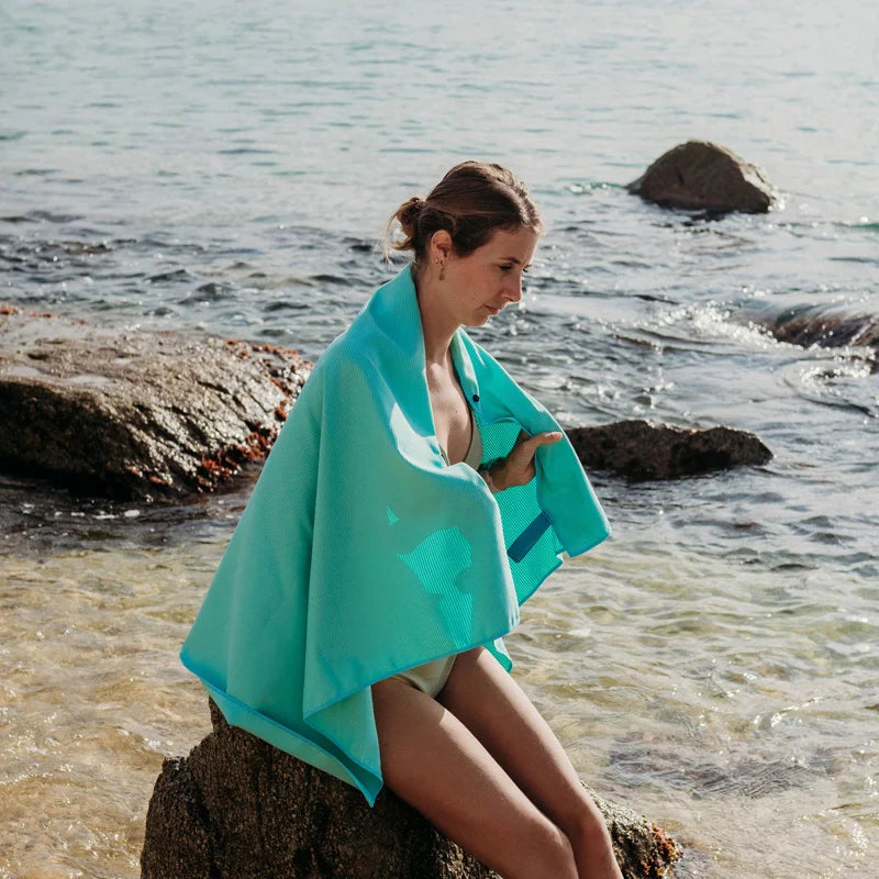 Custom Microfiber Beach Towel Set — Quick Dry Sand Free with Mesh Bag | 100 Pcs MOQ | Swim Towels Bulk
