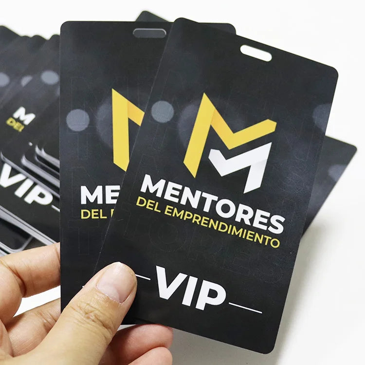 Custom Lanyards and Badges with Logo | MOQ 100 pcs | 10-Day Lead