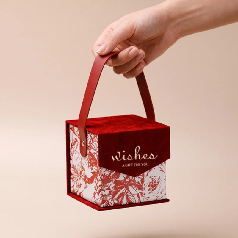Custom Gift Boxes with Handle | Bulk MOQ 100 pcs