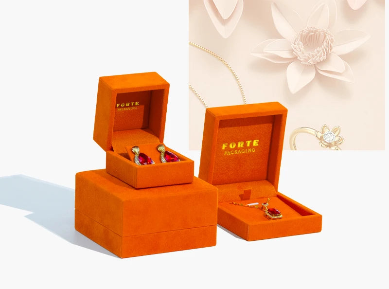 Custom Velvet Jewelry Box with Gold Logo Hot-Stamping | Bulk Packaging for Necklaces & Bracelets