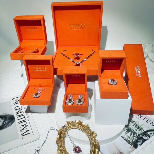 Custom Velvet Jewelry Box with Gold Logo Hot-Stamping | Bulk Packaging for Necklaces & Bracelets
