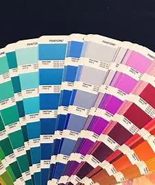 Custom Waterproof Bottle Labels — Digital Printing, 1,000 Pcs MOQ, 25+ Finishes