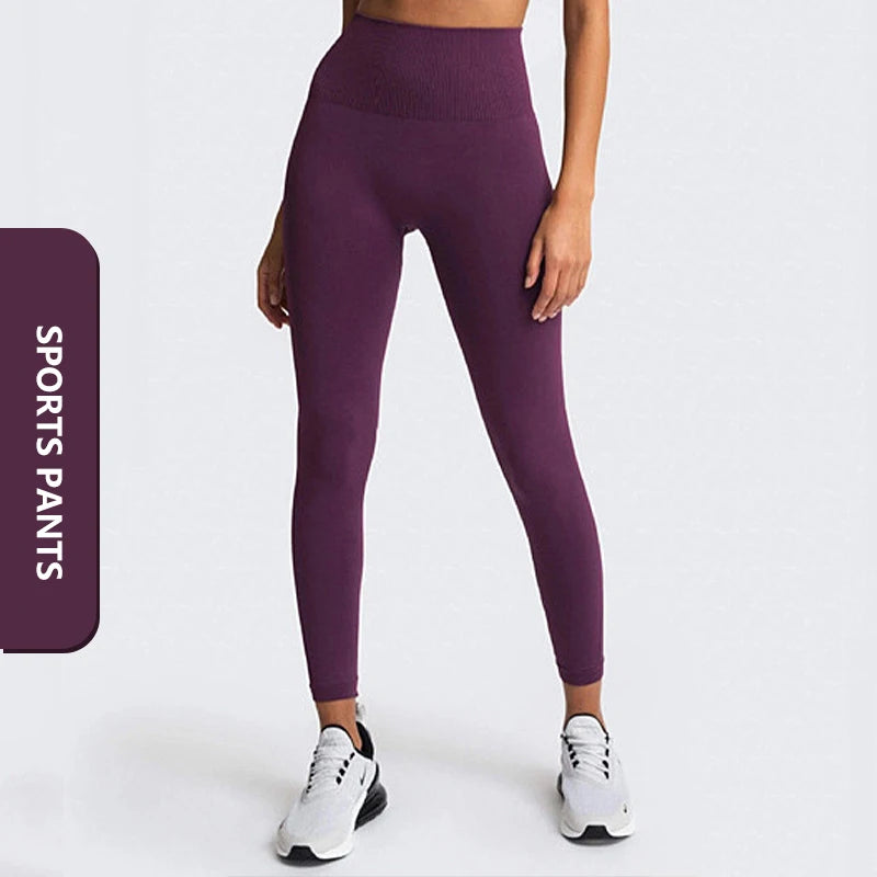 Custom Seamless Gym Sets for Women (Yoga & Fitness Wear)