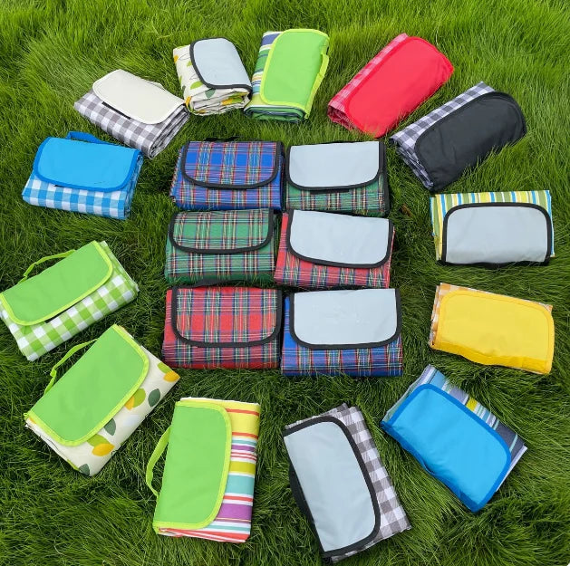 Custom Waterproof Picnic Blanket with Logo | 2 MOQ, Oxford Cloth, Beach & Camping