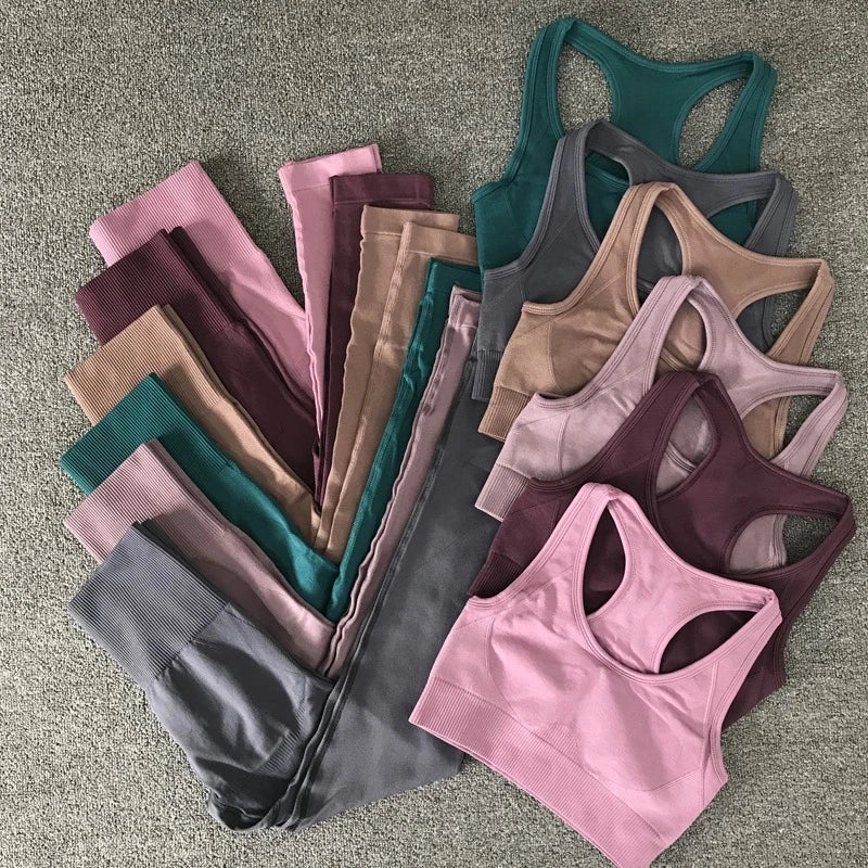 Custom Seamless Gym Sets for Women (Yoga & Fitness Wear)
