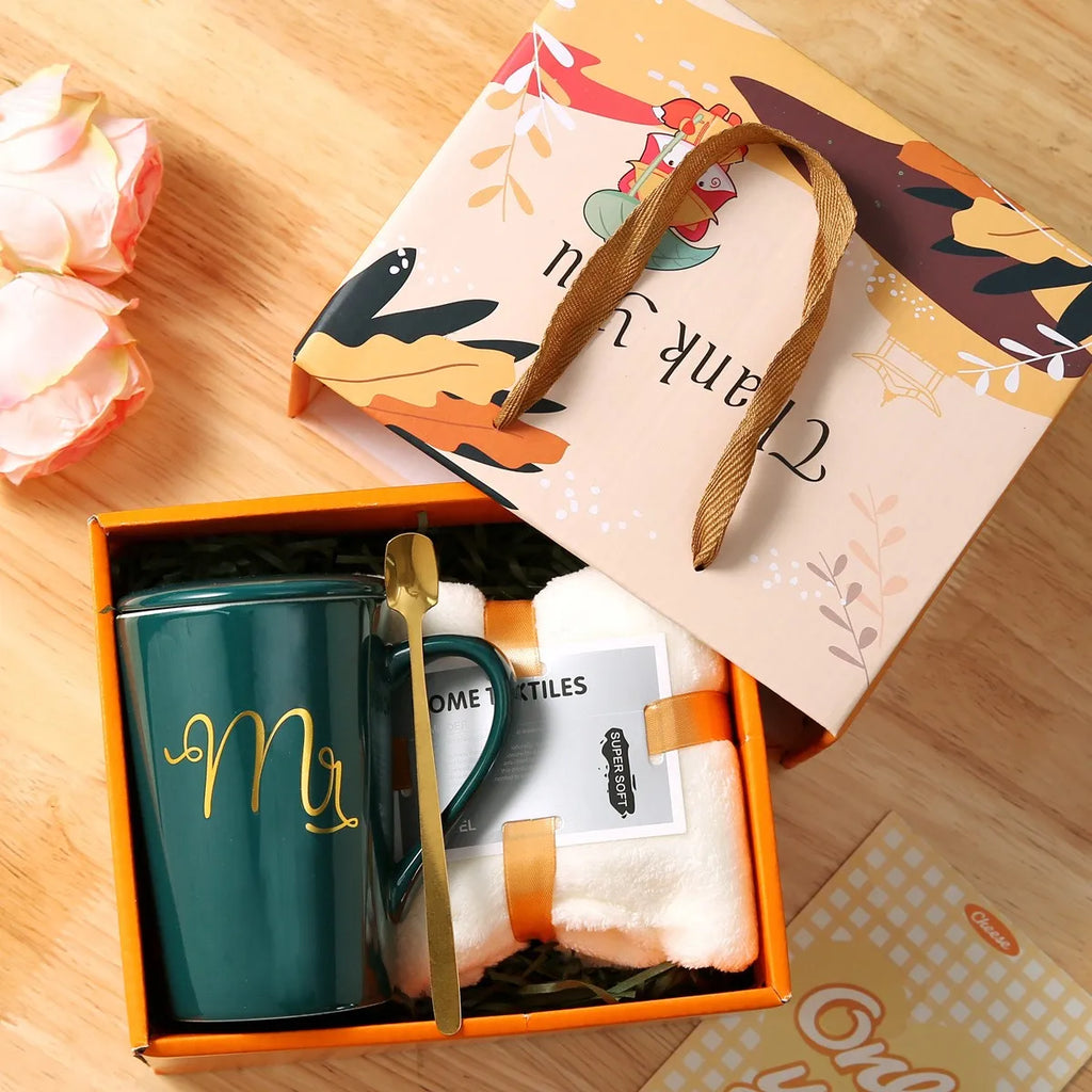 Custom Ceramic Mug Gift Set Wholesale | Towel Spoon Lid Box 50 MOQ