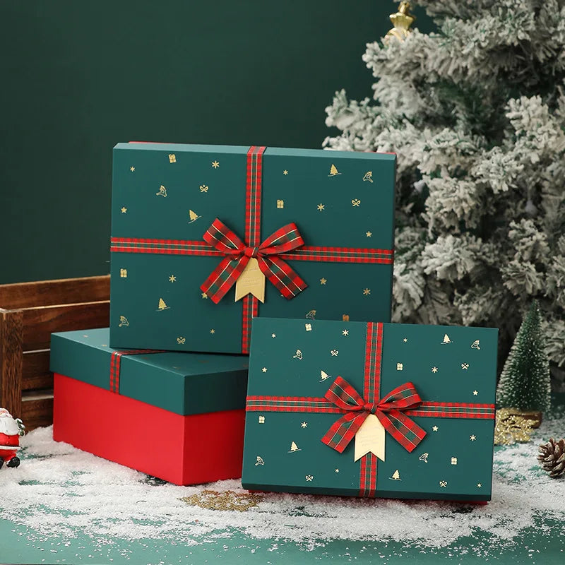 Christmas Gift Boxes 500 pcs | Embossed Recycled