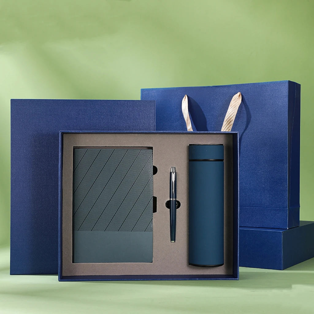 Custom Travel Agency Gift Set | 500 Pcs MOX Luxury Promotional Gift