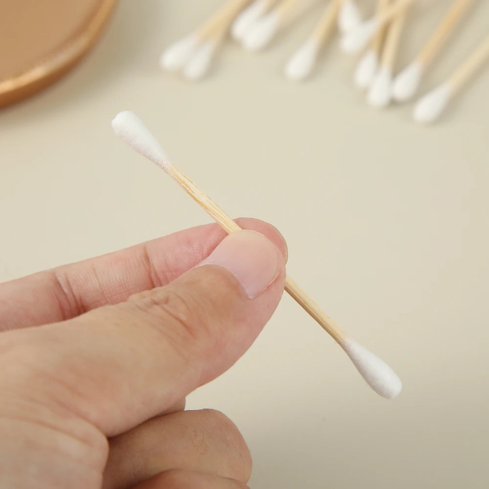 Private Label Cotton Bud 300pcs | 10,000 Boxes MOQ Bamboo Stick Eco