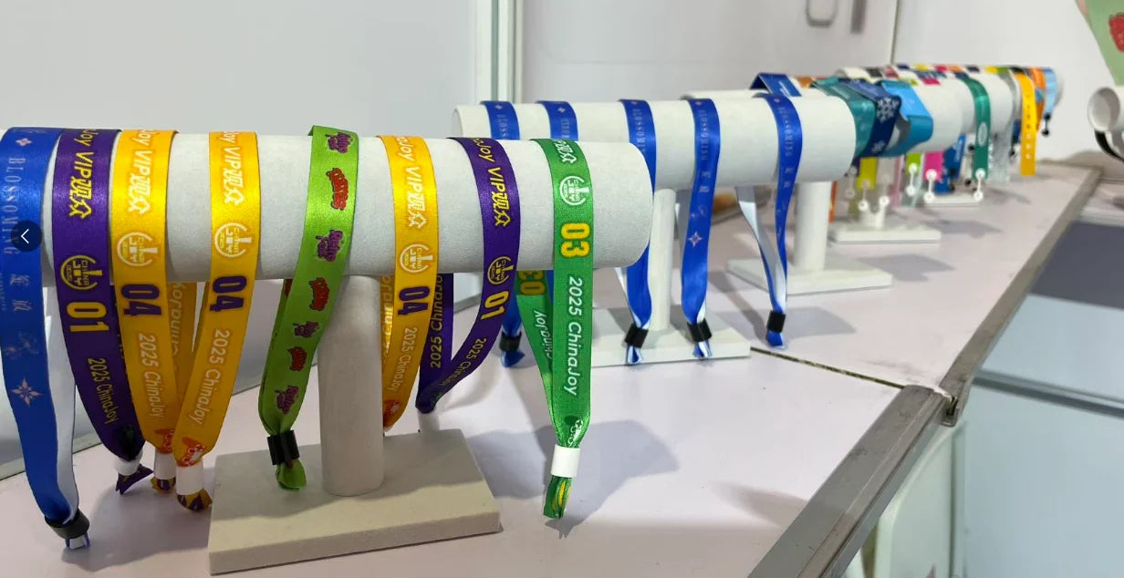 Custom RFID Fabric Wristbands 100 MOQ | ISO14443A Holographic VIP Events
