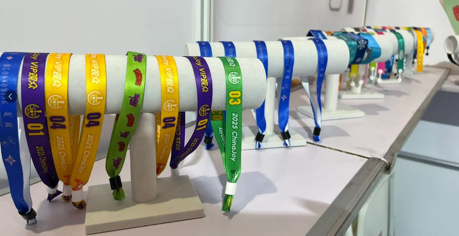 Custom RFID Fabric Wristbands 100 MOQ | ISO14443A Holographic VIP Events