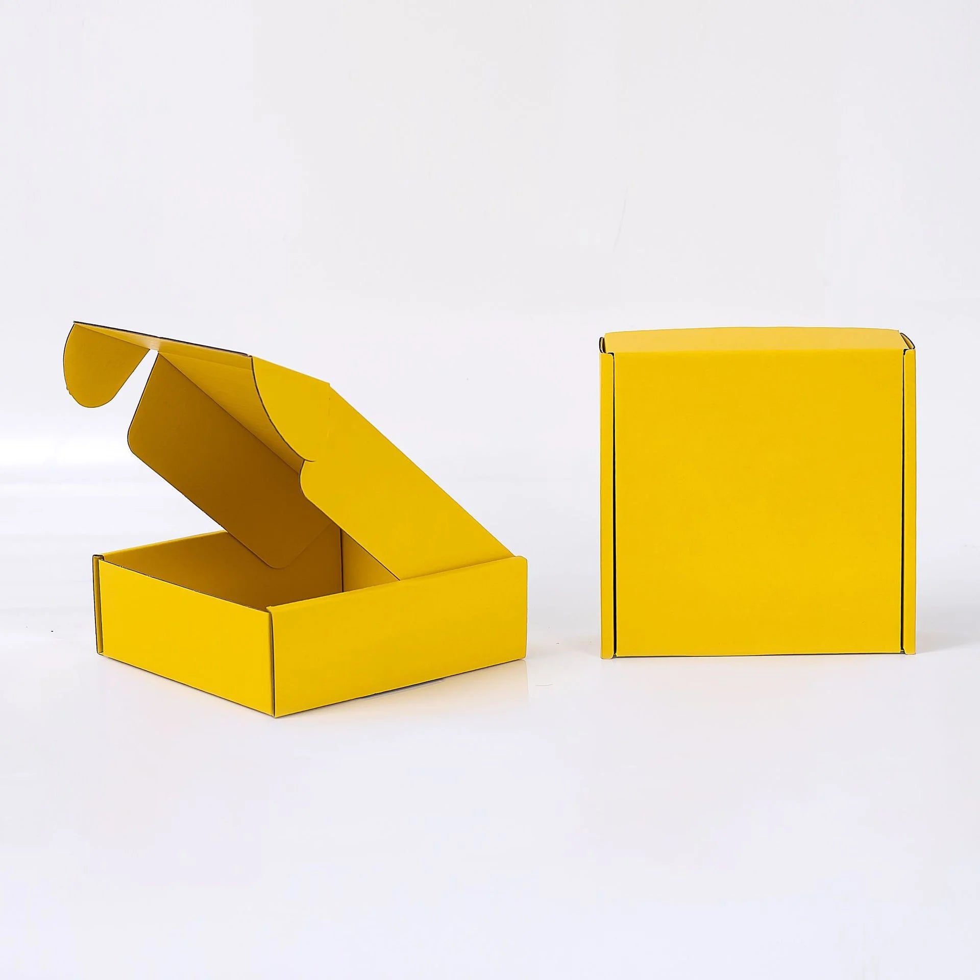 Custom Printing Eco-Friendly Reusable Black Packaging Corrugated Recyclable Shoes Clothes Storage Paper Cardboard Mailer Boxes